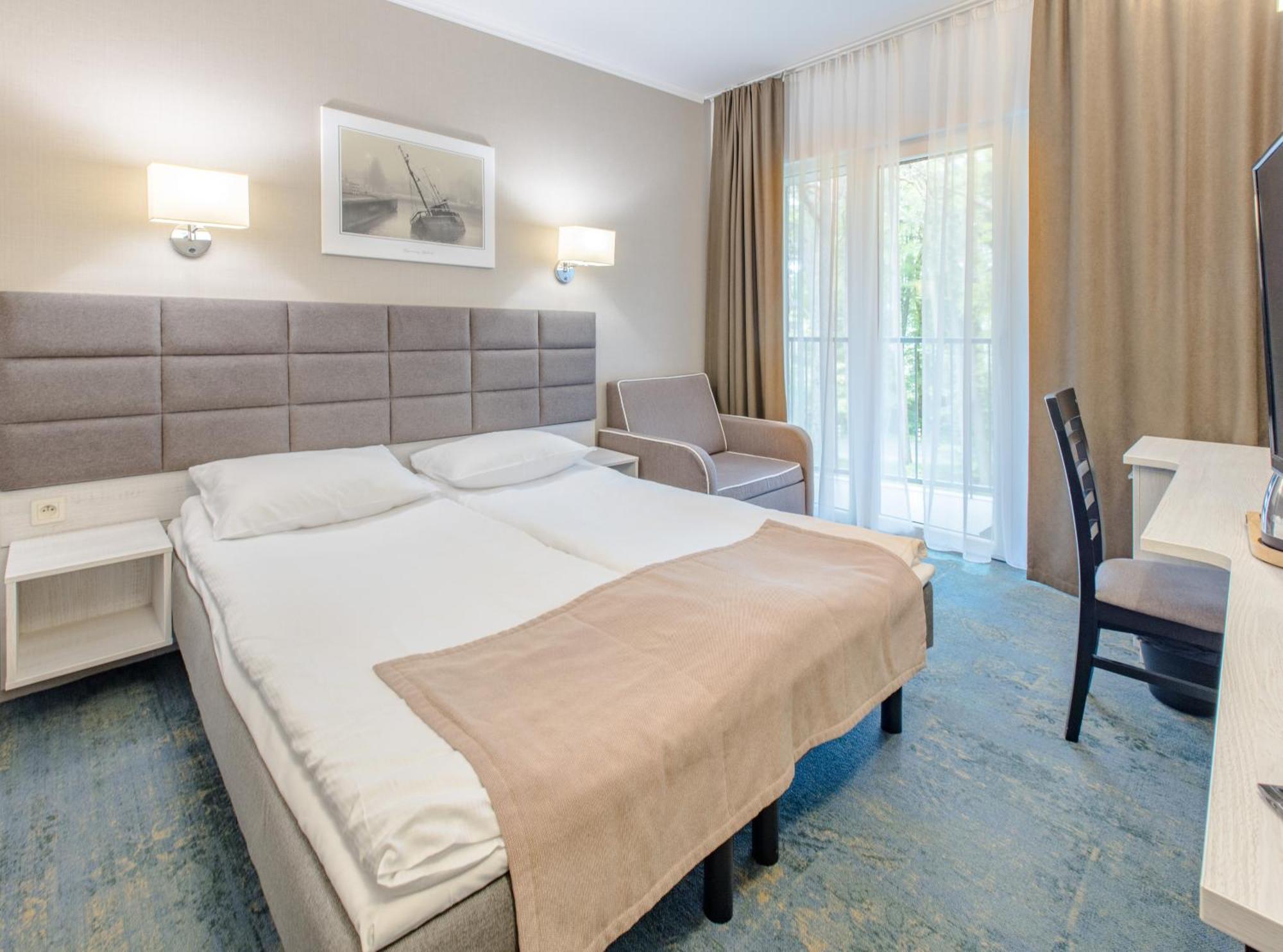 Waterside Resort Darlowko Esterno foto