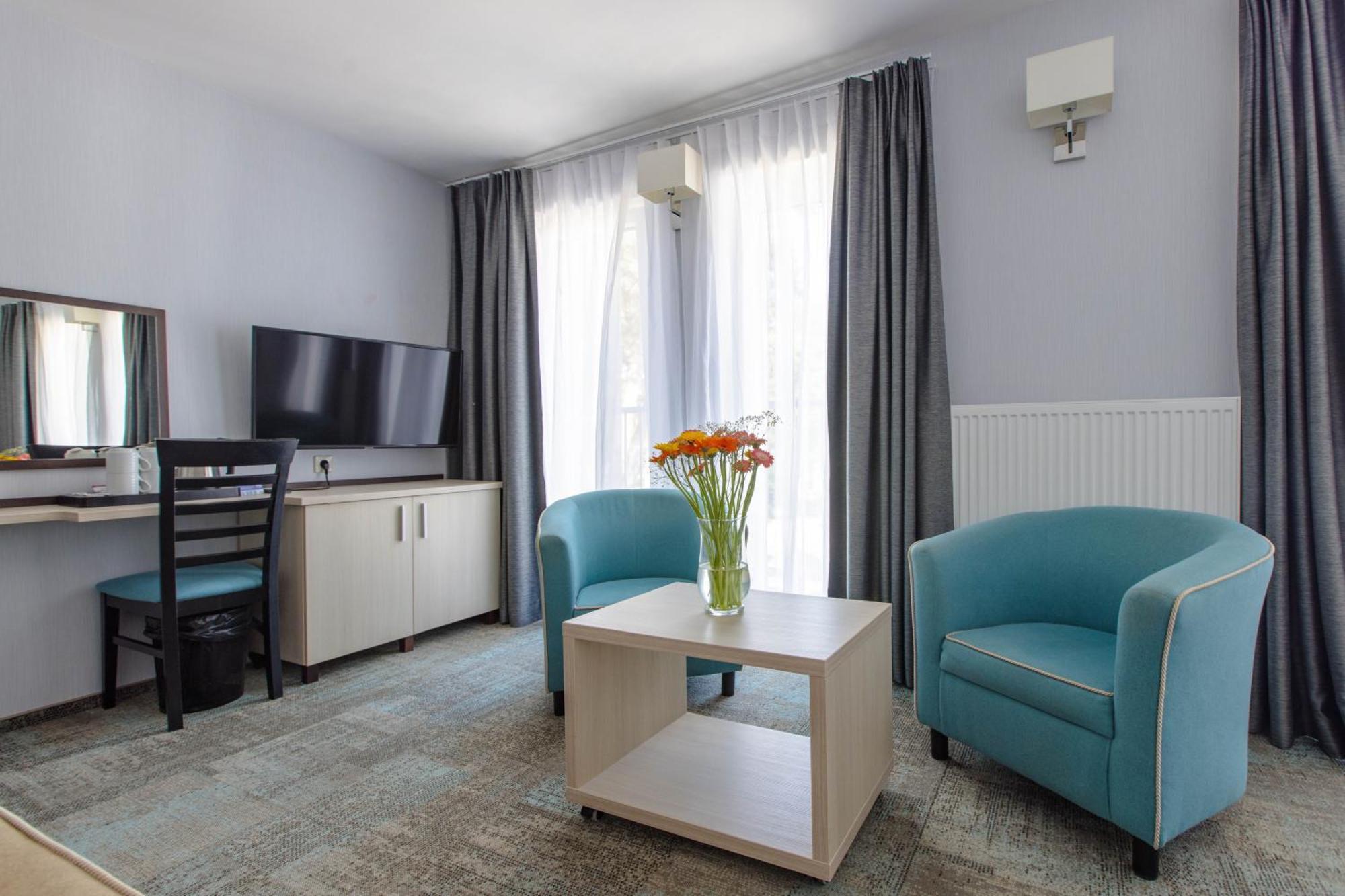 Waterside Resort Darlowko Esterno foto
