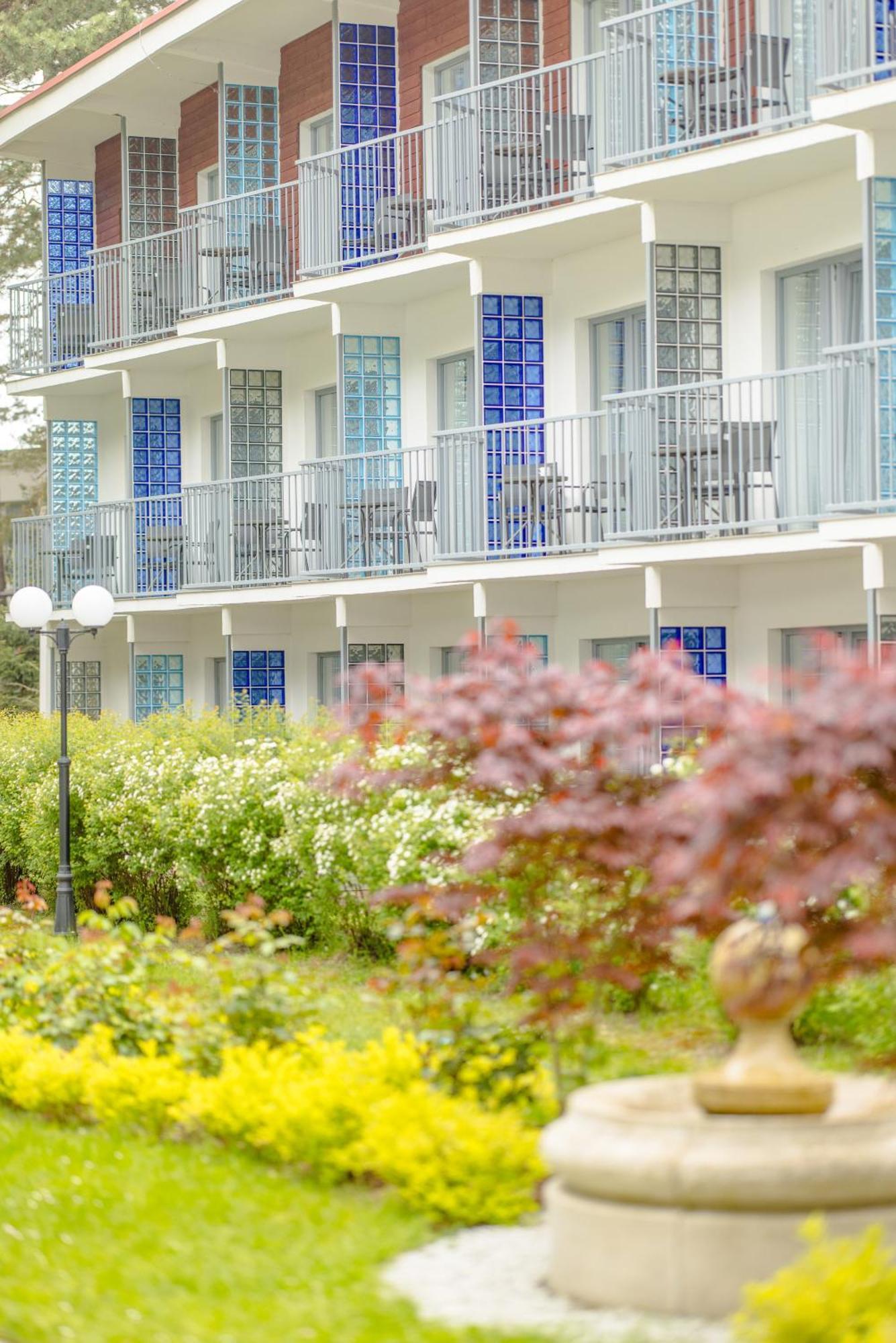Waterside Resort Darlowko Esterno foto