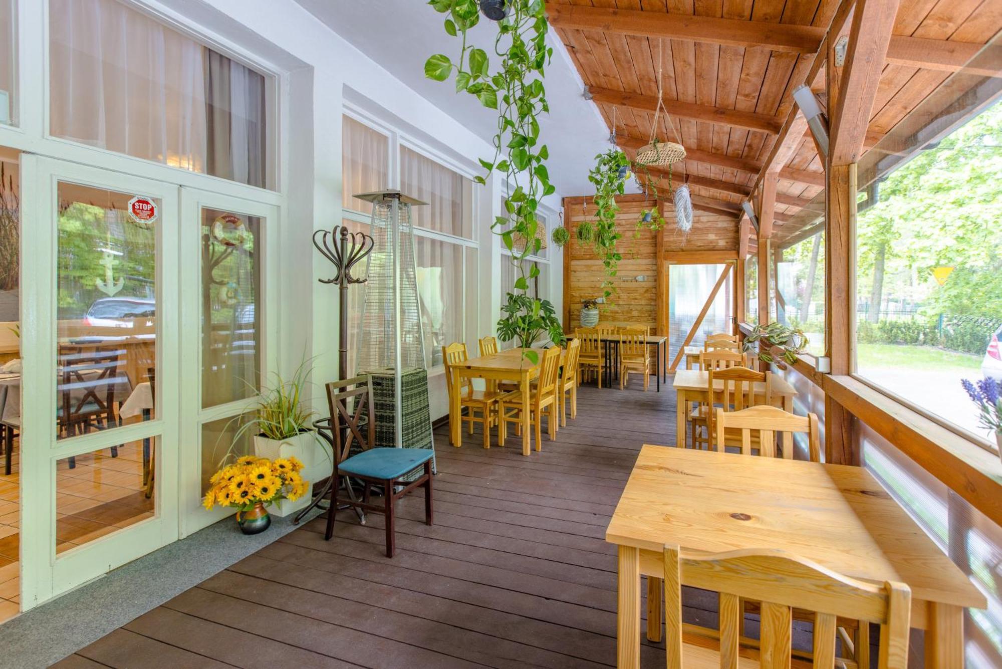 Waterside Resort Darlowko Esterno foto