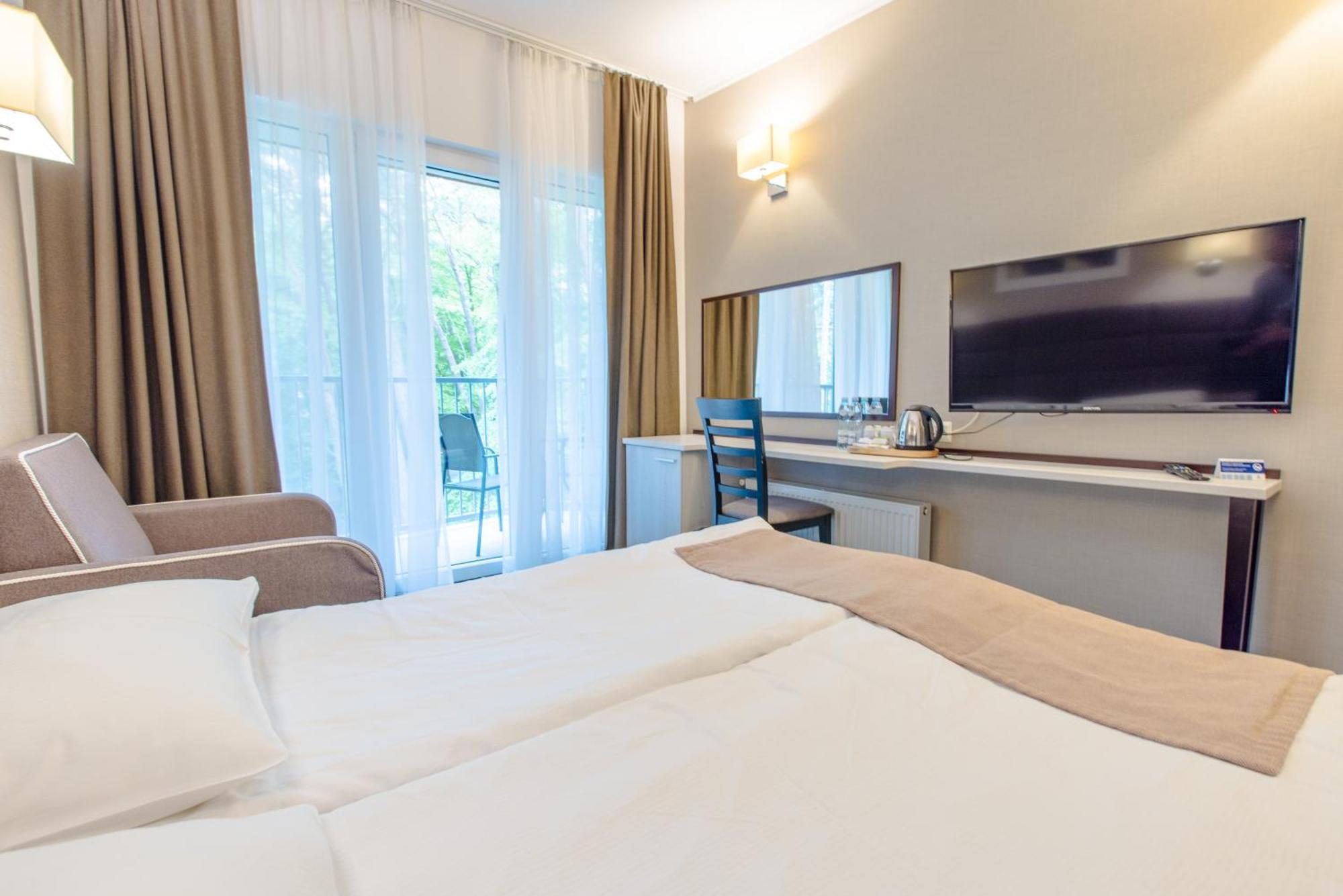 Waterside Resort Darlowko Esterno foto